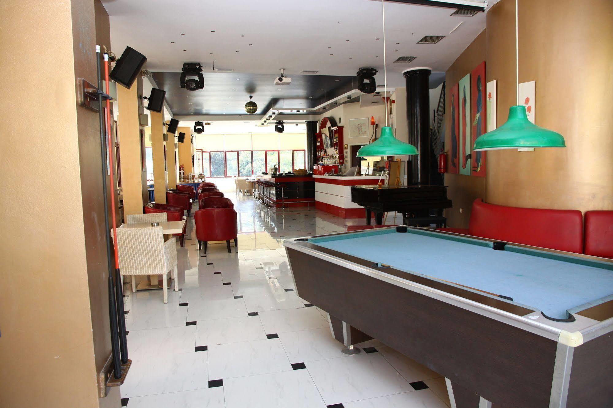 Bellos Hotel Apartments Hersonissos (Crete) Exterior foto